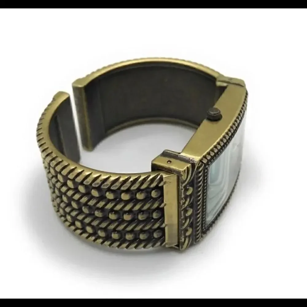 ANCIENT TIMES Premier Designs Cuff Watch Comes With New Battery PDW#1